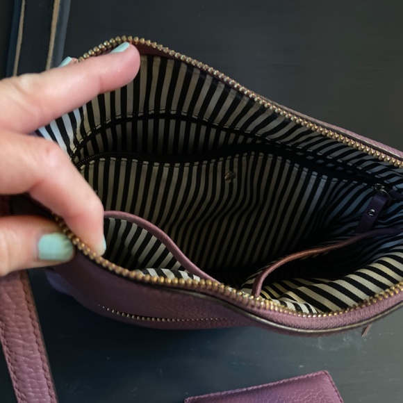 Kate Spade Crossbody - Picture 5 of 6